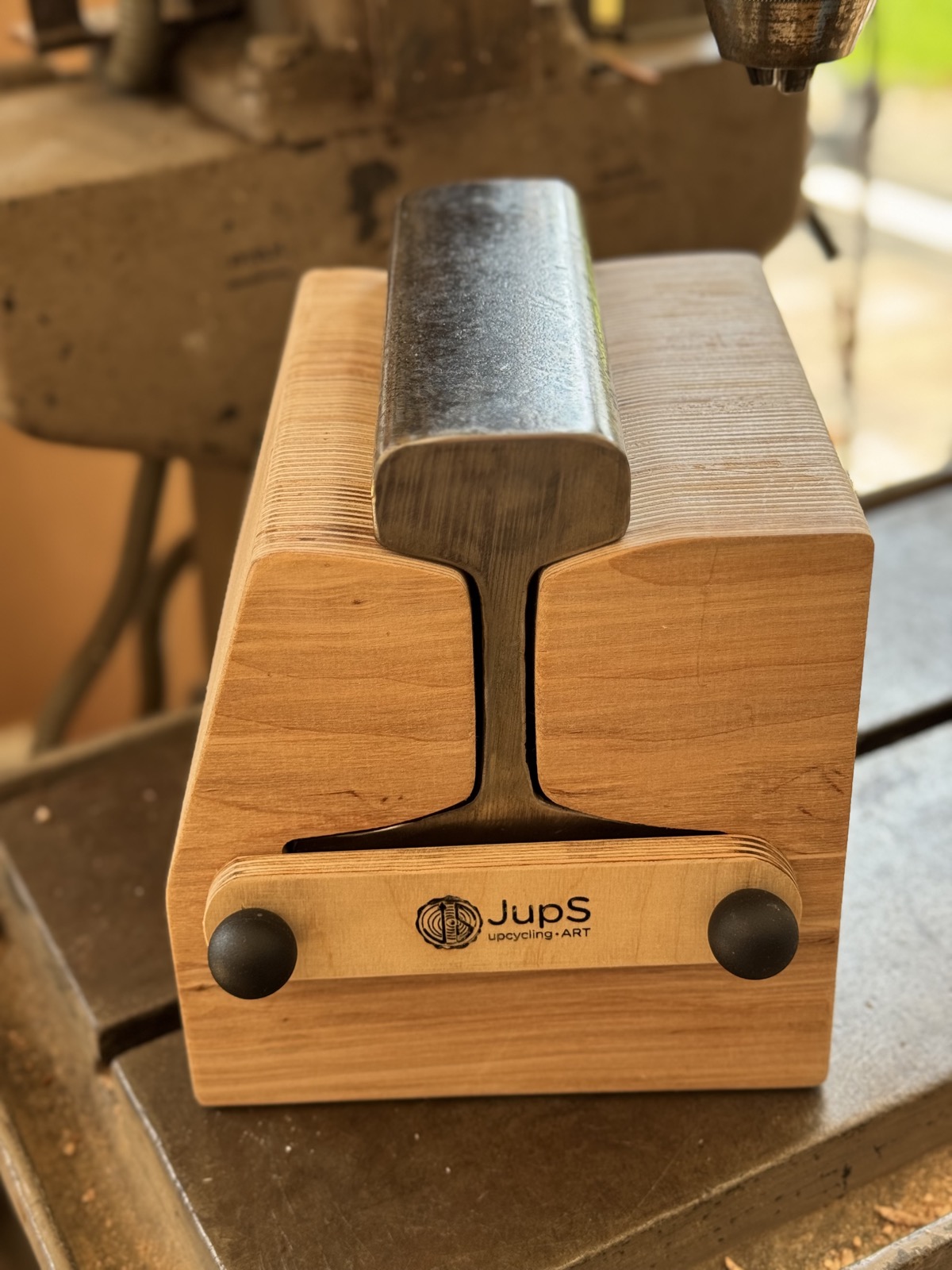Amboss aus Eisenbahnschiene – Bild 1 von 7