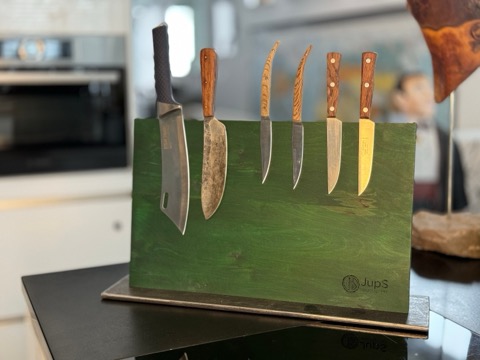 Magnetischer XXL-Messerblock aus Multiplex Birke